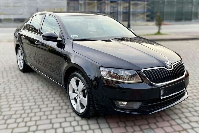 Викуплена Skoda Octavia A7 після ДТП у Київській області